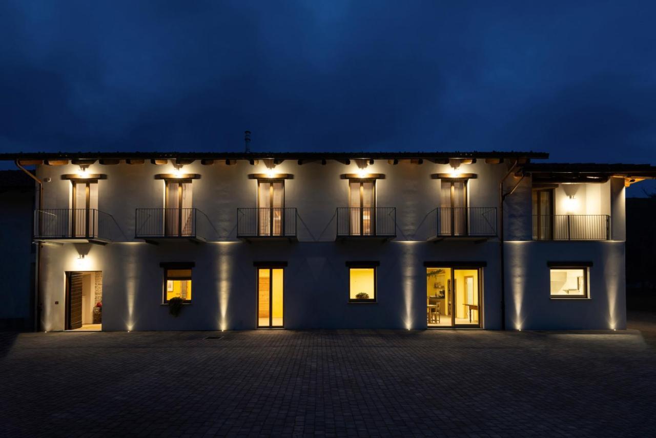 Вилла Cascina Pajanot Беневелло Экстерьер фото