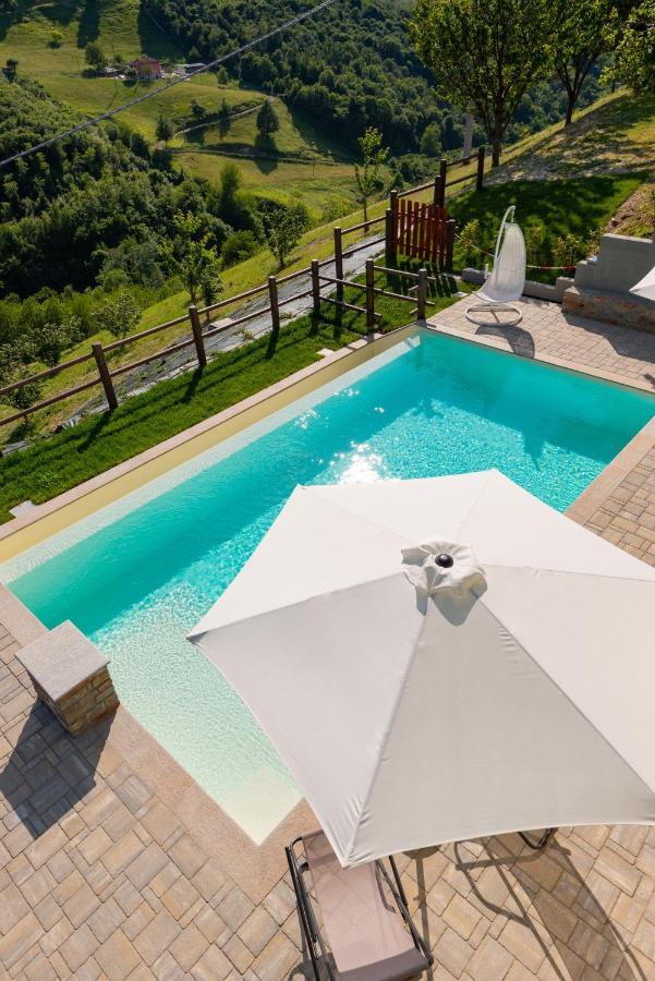 Вилла Cascina Pajanot Беневелло Экстерьер фото
